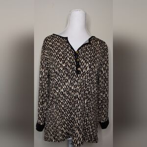 Ladies Three Quarter Sleeve Business Casual Blouse